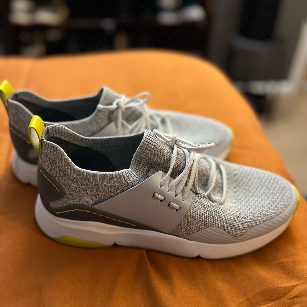 Womens sneakers